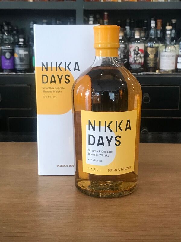 Nikka Days mit 0,7l und 40% Nikka Days mit 0,7l und 40%