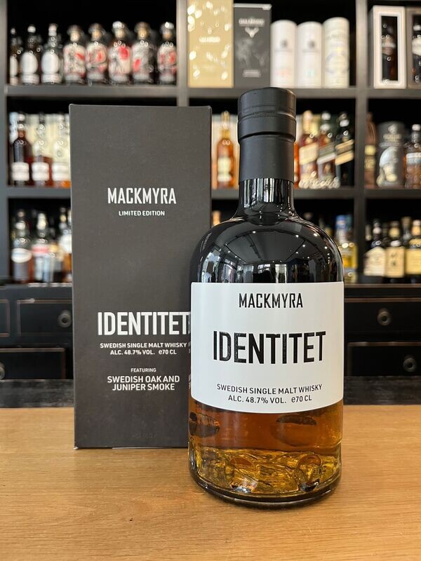Mackmyra Identitet mit 0,7l und 48,7% Mackmyra Identitet mit 0,7l und 48,7%