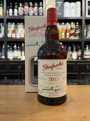 Glenfarclas 10 Jahre 2013/2023 Christmas Malt mit 0,7l und 46% Glenfarclas 10 Jahre 2013/2023 Christmas Malt mit 0,7l und 46%