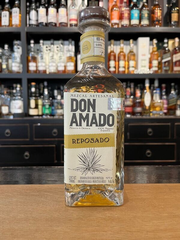 Mezcal Don Amado Reposado mit 0,7l und 45% Mezcal Don Amado Reposado mit 0,7l und 45%