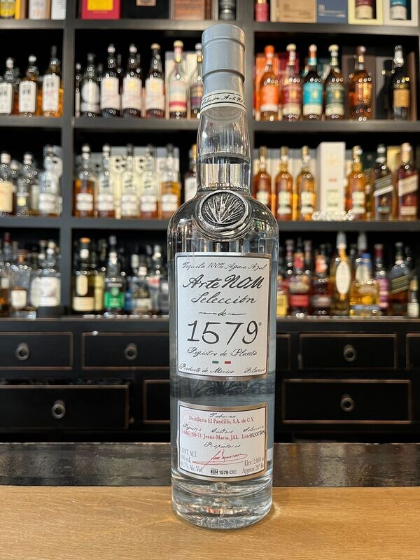 Artenom Tequila Selección 1579 Blanko mit 0,7l und 40,7% Artenom Tequila Selección 1579 Blanko mit 0,7l und 40,7%