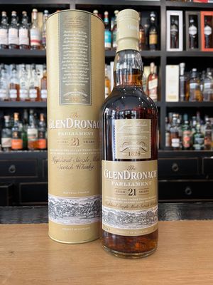 Glendronach 21 Jahre mit 0,7 L und 48% Glendronach 21 Jahre mit 0,7 L und 48%