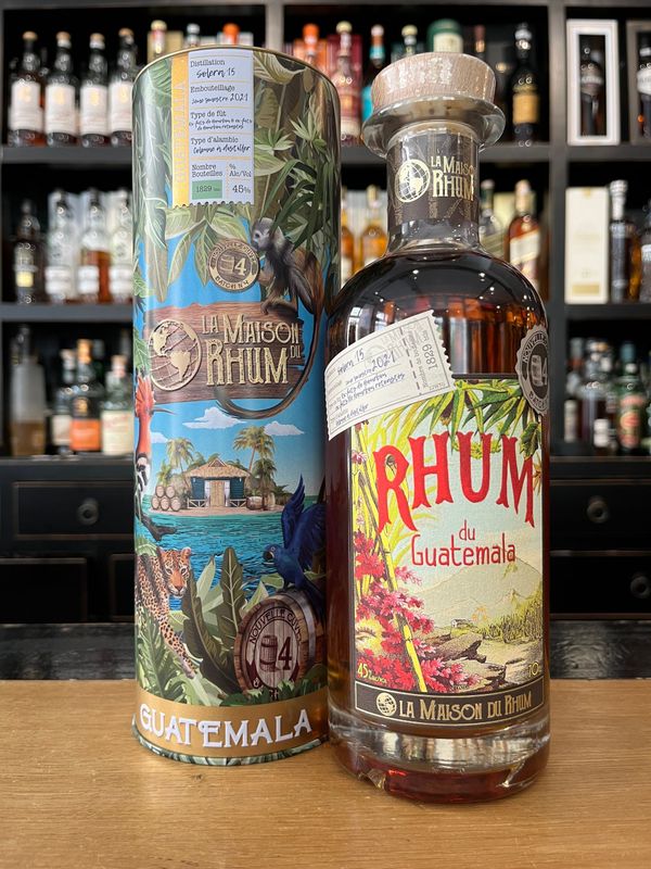La Maison du Rhum 15 Jahre Guatemala Batch 4 mit 0,7L und 45% La Maison du Rhum 15 Jahre Guatemala Batch 4 mit 0,7L und 45%
