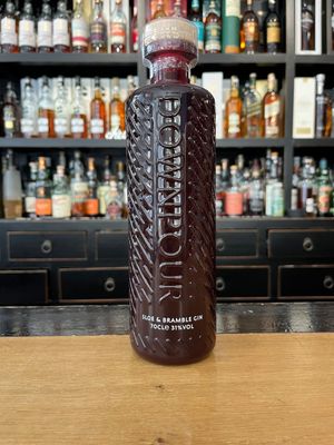 Downpour Sloe and Bramble Gin mit 0,7l und 31% Downpour Sloe and Bramble Gin mit 0,7l und 31%