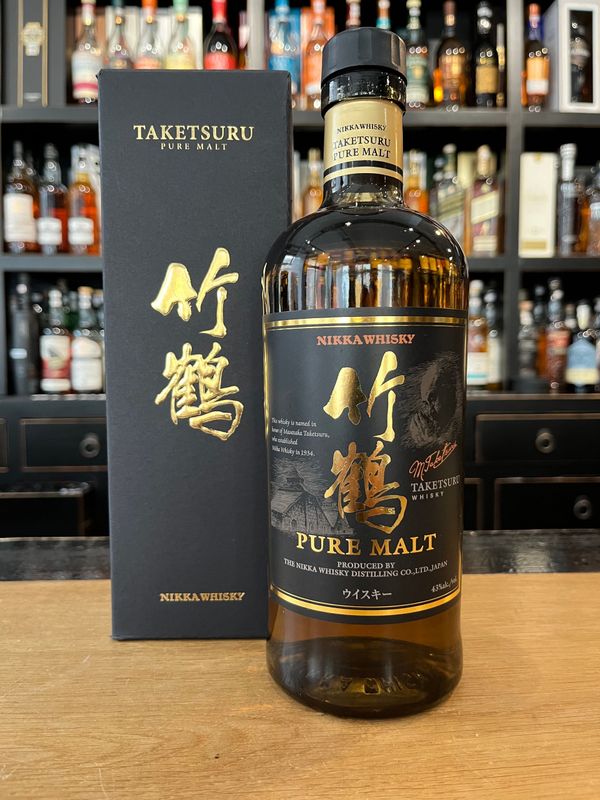 Nikka Taketsuru Pure Malt mit 0,7 L und 43%