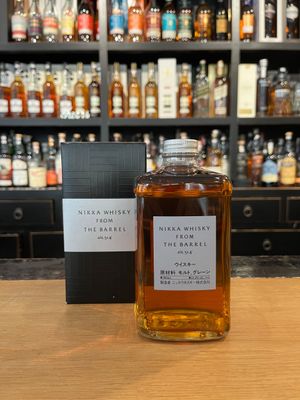 Nikka From the Barrel Blended Whisky mit 0,5 L und 51,4% Nikka From the Barrel Blended Whisky mit 0,5 L und 51,4%