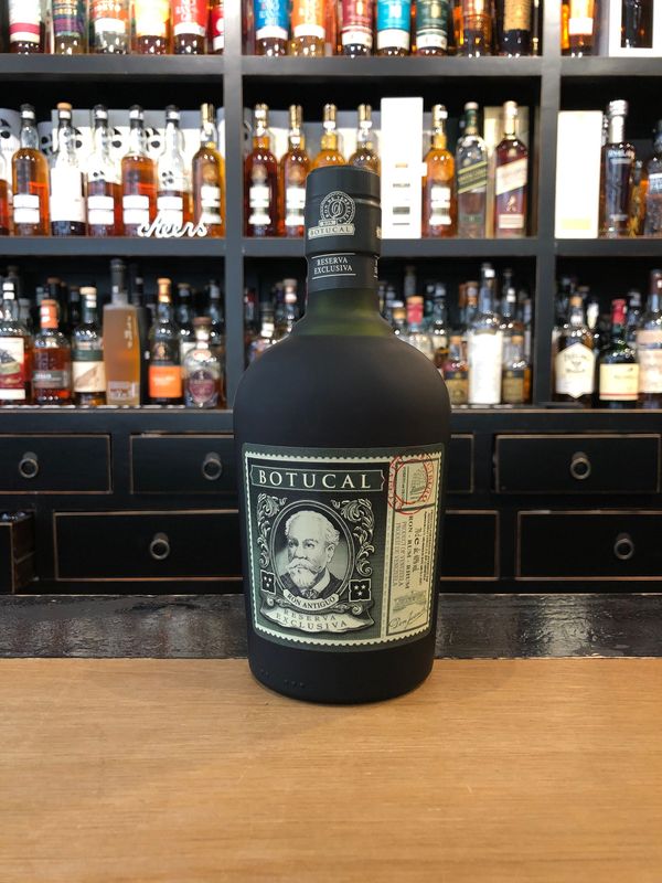 Botucal Rum Reserva Exclusiva mit 0,7L und 40% Botucal Rum Reserva Exclusiva mit 0,7L und 40%