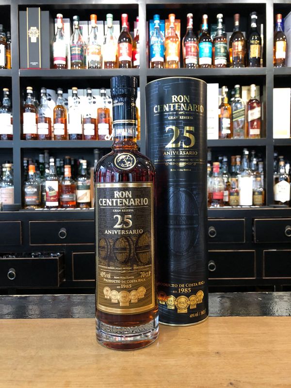 Centenario 25 Jahre Gran Reserva mit 0,7L und 40% Centenario 25 Jahre Gran Reserva mit 0,7L und 40%