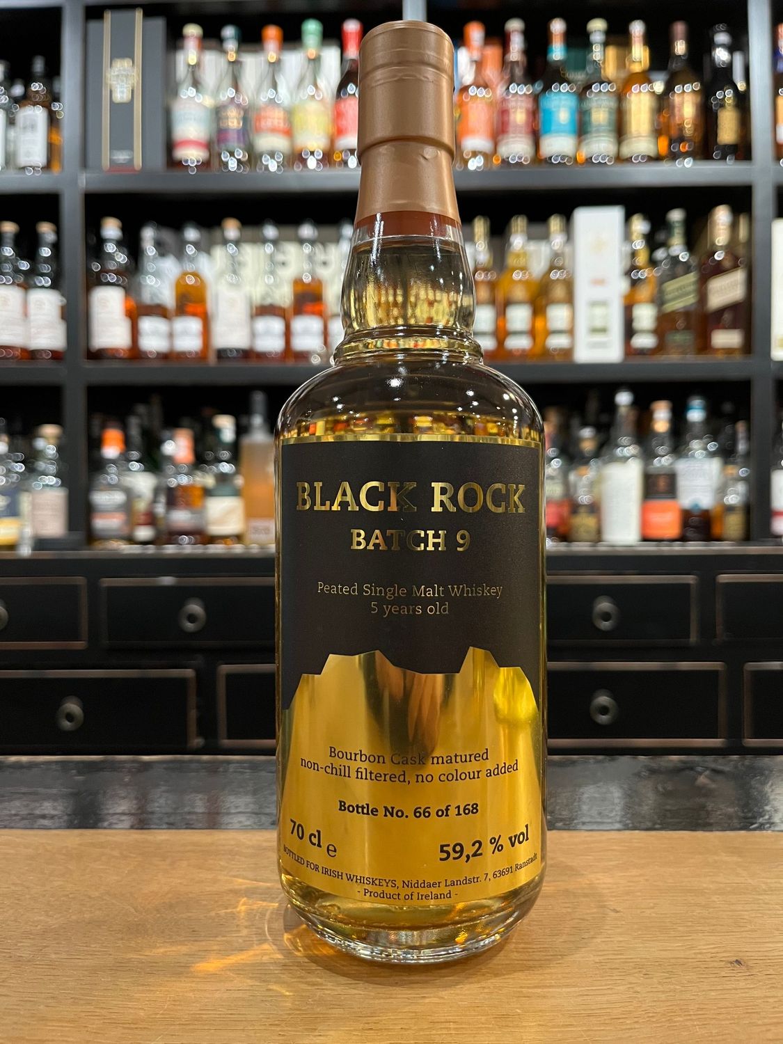 Black Rock Batch 9 Peated Single Malt Whiskey mit 0,7L und 59,2%