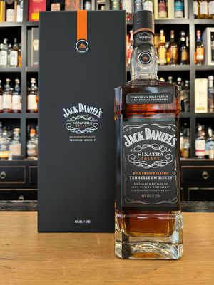 Jack Daniel's Sinatra Select Whiskey mit 1L und 45%