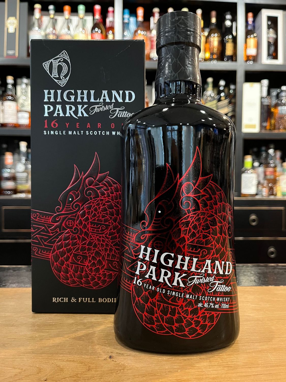 Highland Park 16 Jahre Twisted Tattoo mit 0,7l und 46,7%
