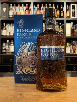 Highland Park Wings of the Eagle 16 Jahre mit 0,7 und 44,5% Highland Park Wings of the Eagle 16 Jahre mit 0,7 und 44,5%