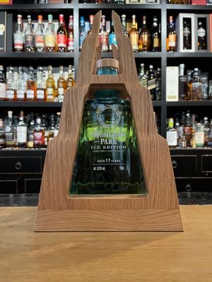Highland Park 17 Jahre Ice Edition mit 0,7 L und 53,9% Highland Park 17 Jahre Ice Edition mit 0,7 L und 53,9%