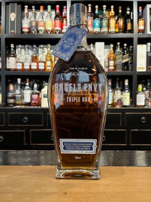 Angel's Envy Triple Oak Kentucky Straight Bourbon Whiskey Angel's Envy Triple Oak Kentucky Straight Bourbon Whiskey
