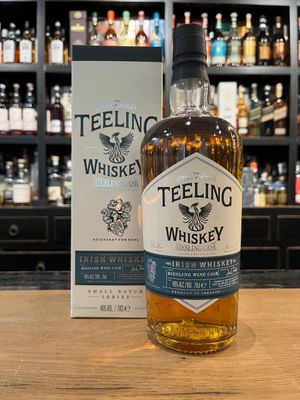 Teeling Riesling Grand Cru Cask mit 0,7l und 46% Teeling Riesling Grand Cru Cask mit 0,7l und 46%