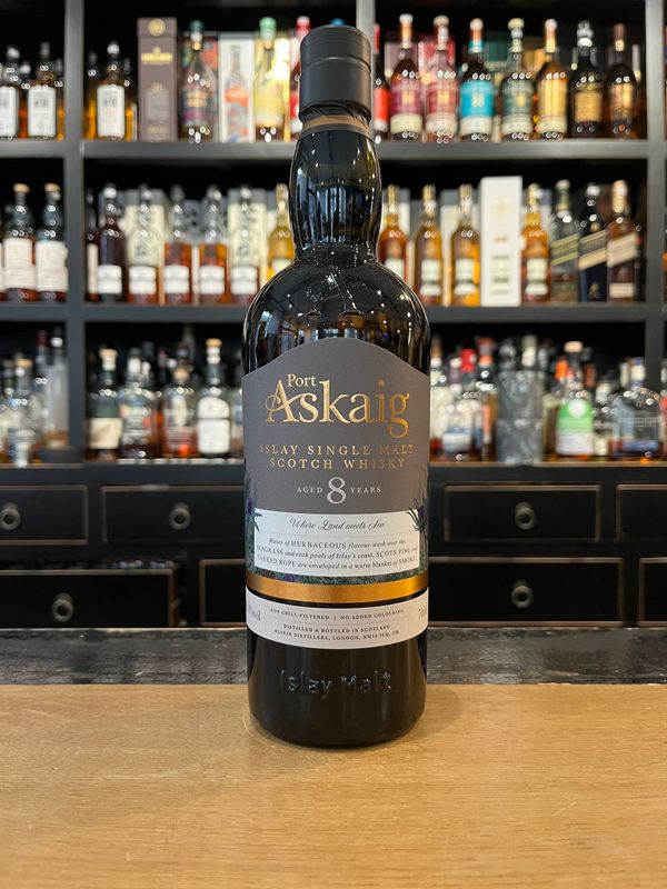 Port Askaig 8 Jahre mit 0,7l und 45,8% Port Askaig 8 Jahre mit 0,7l und 45,8%