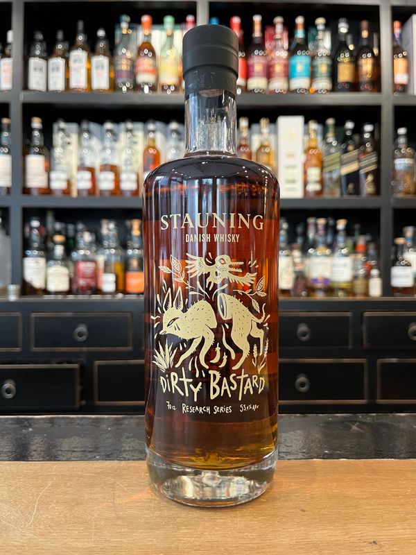 Stauning Dirty Bastard mit 0,7l und 53,4% Stauning Dirty Bastard mit 0,7l und 53,4%