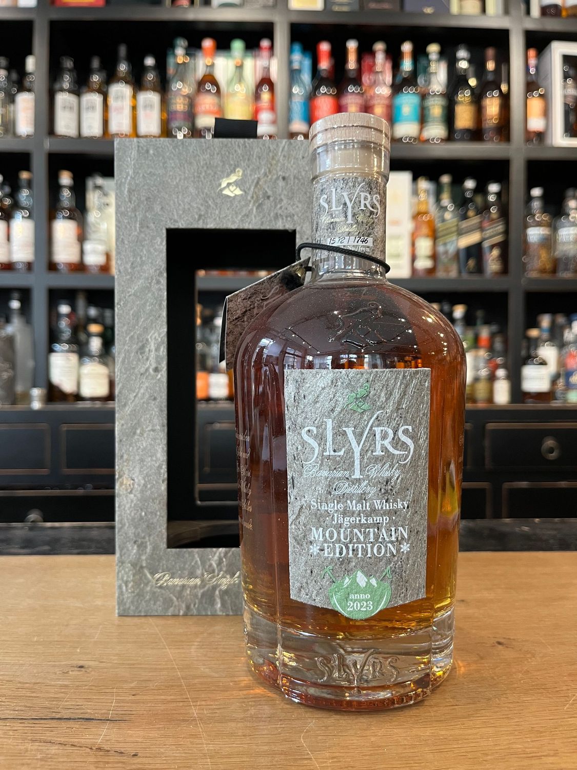  Slyrs Mountain Edition Jägerkamp mit 0,7l und 50,4%