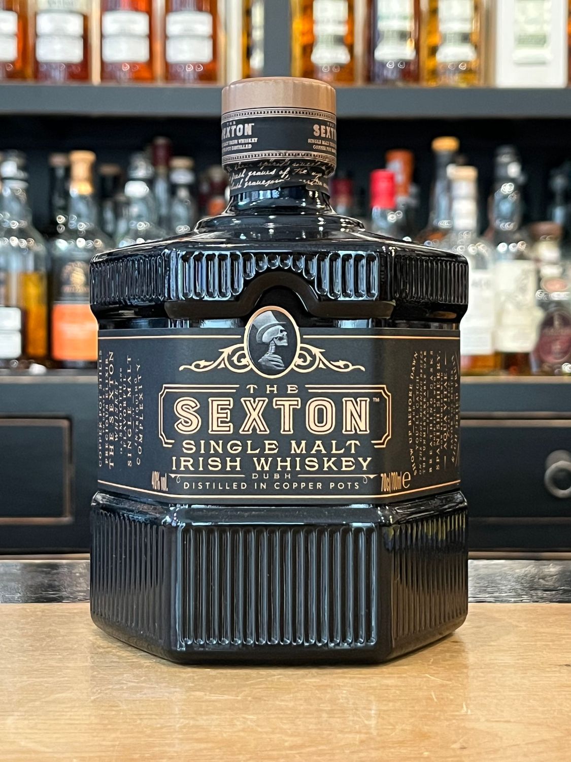 The Sexton mit 0,7 L und 40%