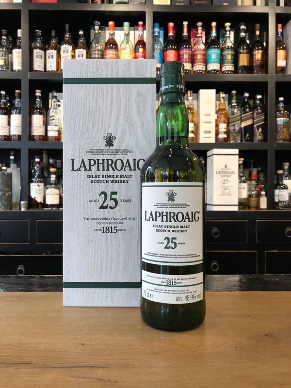 Laphroaig 25 Jahre Cask Strength Edition 2017 Whisky mit 0,7 L und 48,9% Laphroaig 25 Jahre Cask Strength Edition 2017 Whisky mit 0,7 L und 48,9%