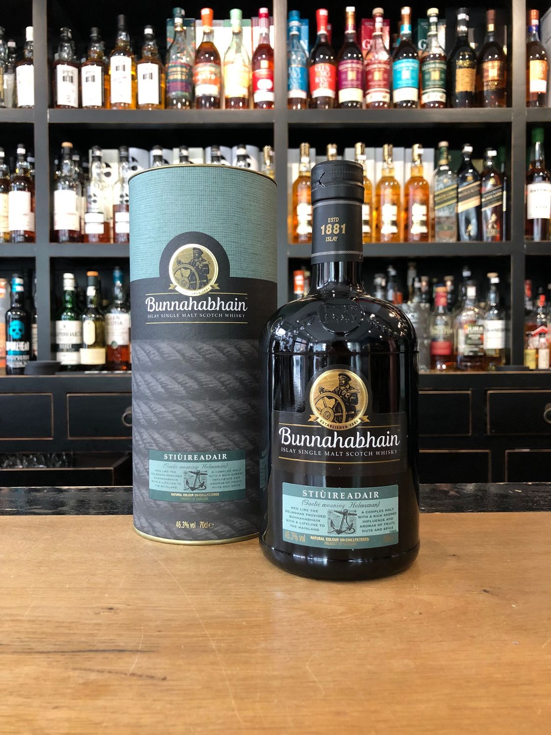 Bunnahabhain Stiùireadair mit 0,7 L und 46,3%