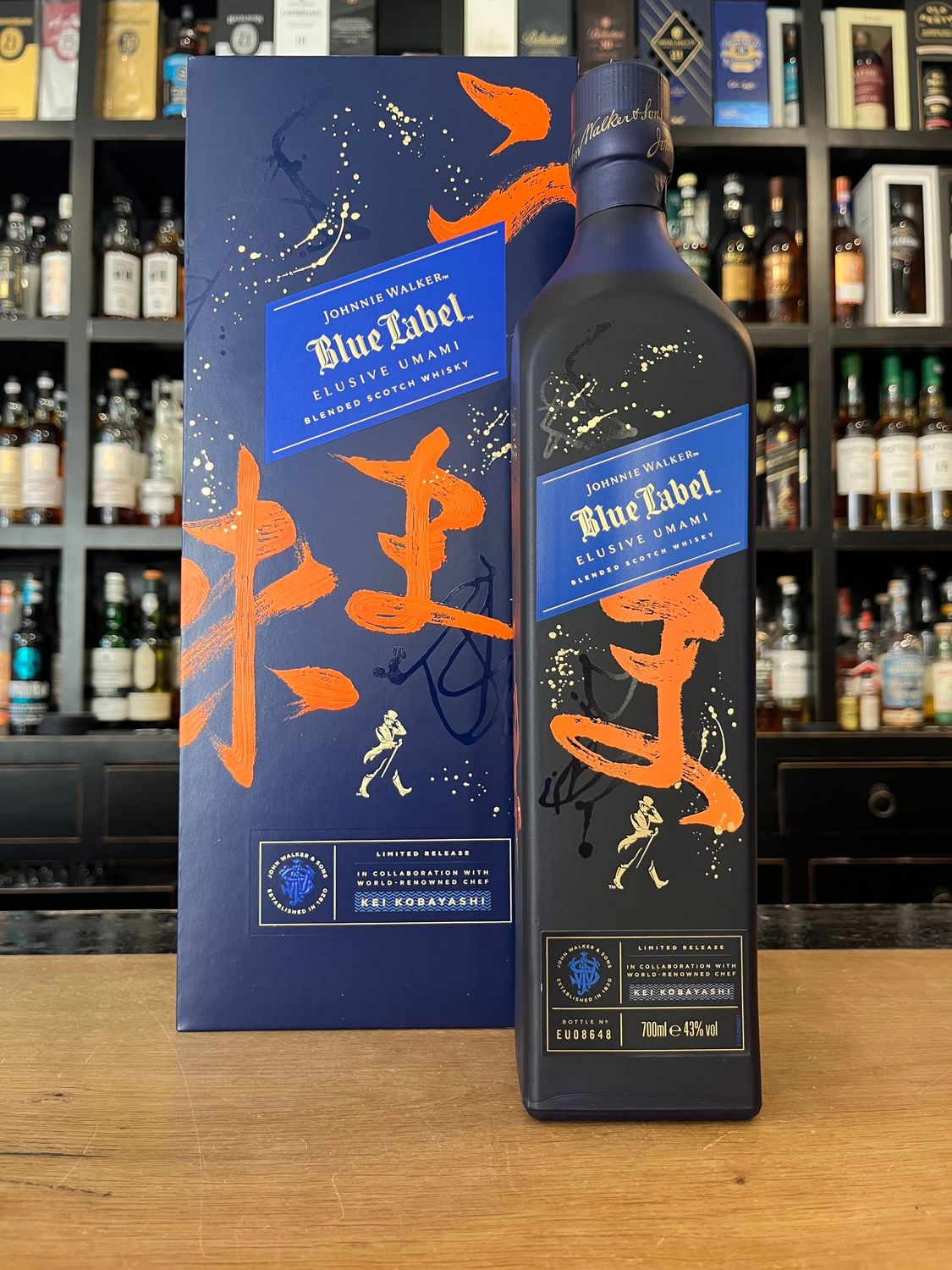 Johnnie Walker Blue Label Whisky Elusive Umami mit 0,7l und 43%