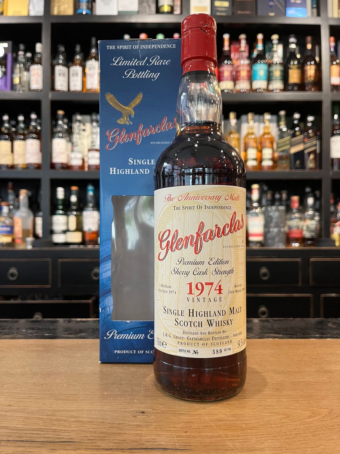 Glenfarclas 30 Jahre 1974/2004 nur 748 Flaschen mit 0,7 und 53,3%