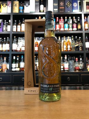 Highland Park The Light 17 Jahre mit 0,7 Liter und 52,9% Highland Park The Light 17 Jahre mit 0,7 Liter und 52,9%