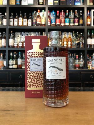 Eminente Reserva 7 Jahre mit 0,7L und 41,3% aus Cuba Eminente Reserva 7 Jahre mit 0,7L und 41,3% aus Cuba