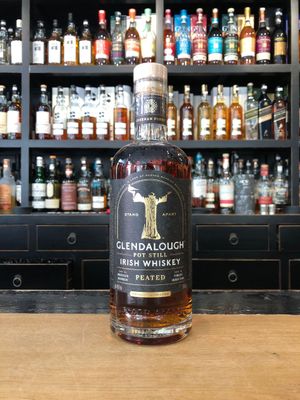 Glendalough Pot Still Peated mit 0,7l und 46% Glendalough Pot Still Peated mit 0,7l und 46%