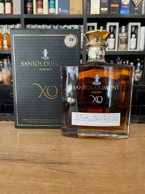 Santos Dumont XO Premium Rum mit 0,7l und 40% Santos Dumont XO Premium Rum mit 0,7l und 40%