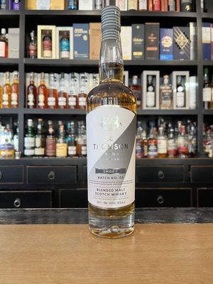 J.G. Thomson Smoky Blended Malt mit 0,7l und 46% J.G. Thomson Smoky Blended Malt mit 0,7l und 46%