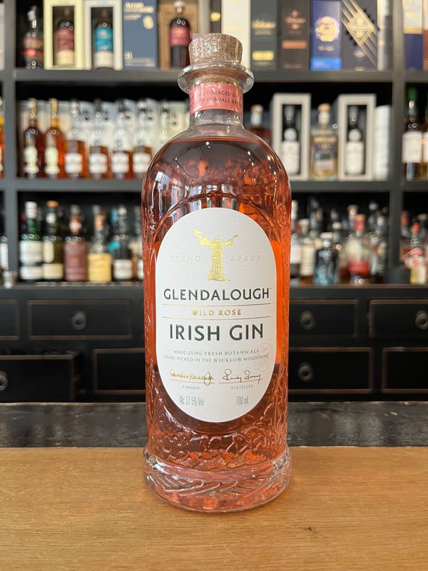 Glendalough Rosen Gin mit 0,7L und 37,5% Glendalough Rosen Gin mit 0,7L und 37,5%