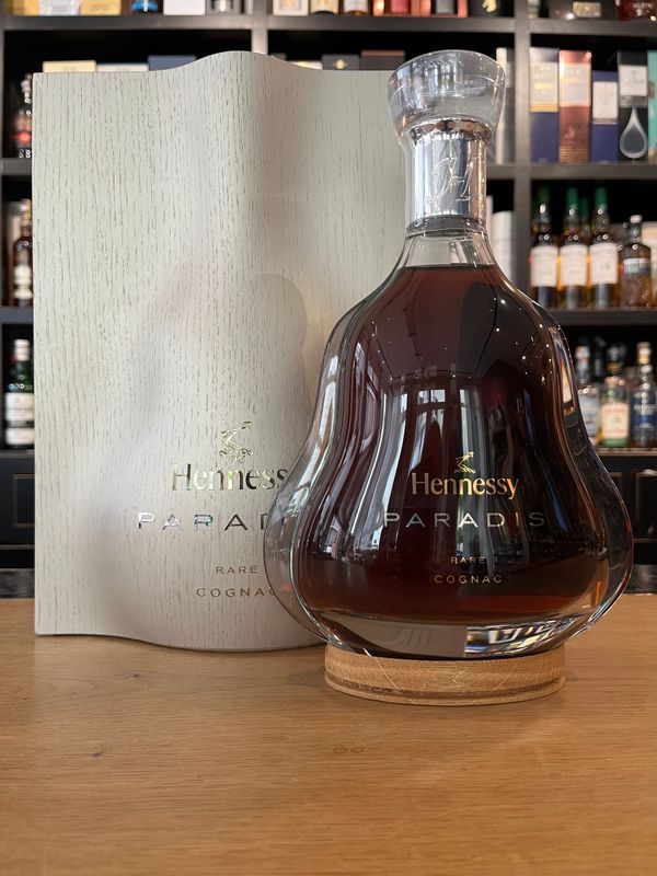 Hennessy Paradis Rare Cognac mit 0,7l und 40% Hennessy Paradis Rare Cognac mit 0,7l und 40%