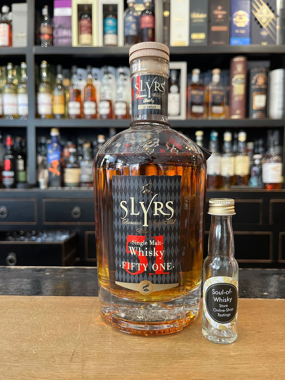Slyrs Fifty One Sample mit 2cl und 51%