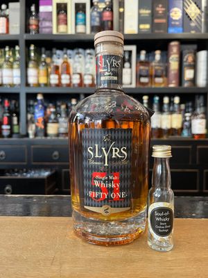 Slyrs Fifty One Sample mit 2cl und 51%