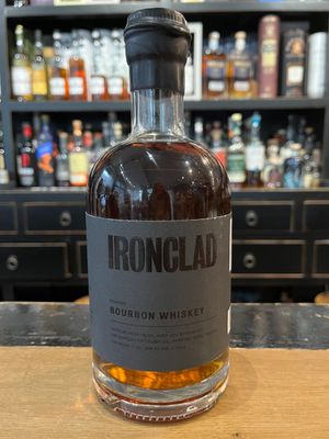 Ironclad Straight Bourbon Whiskey mit 0,7l und 50% Ironclad Straight Bourbon Whiskey mit 0,7l und 50%