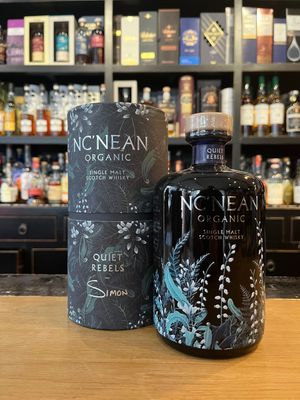 Nc’nean Quiet Rebels Simon mit 0,7l und 48,5% Nc’nean Quiet Rebels Simon mit 0,7l und 48,5%