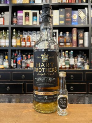 Invergordon 19 Jahre Sample mit 2cl und 46% Invergordon 19 Jahre Sample mit 2cl und 46%