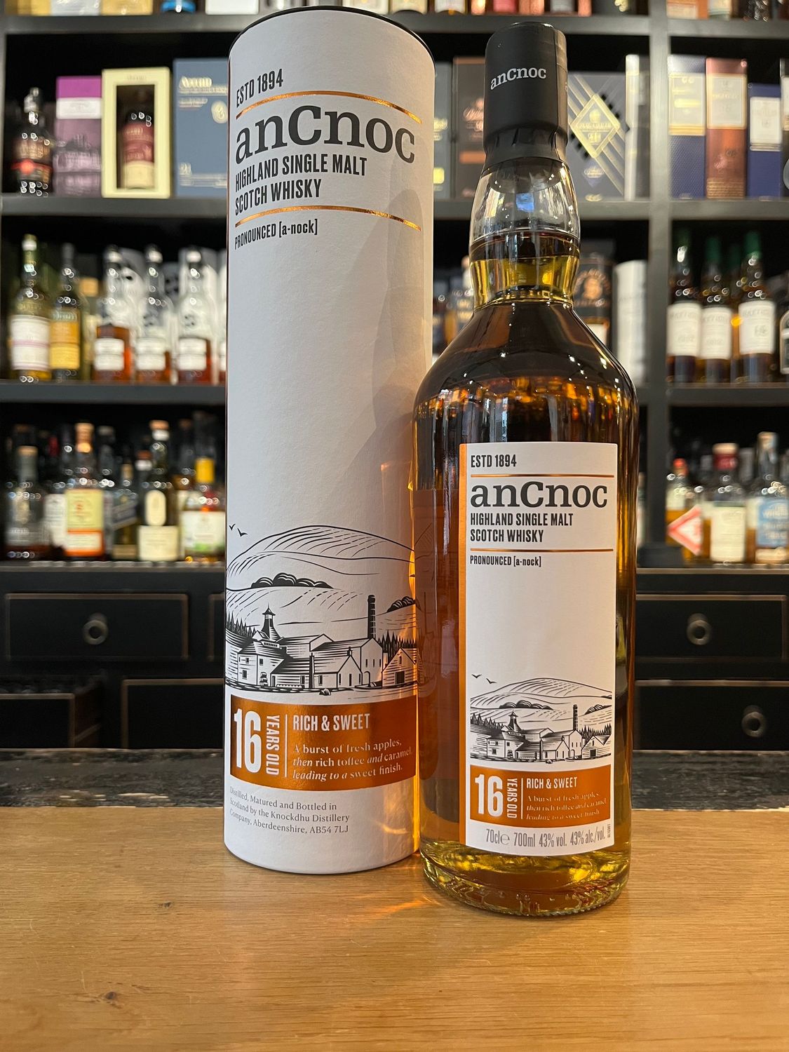 AnCnoc 16 Jahre mit 0,7l und 43% AnCnoc 16 Jahre mit 0,7l und 43%