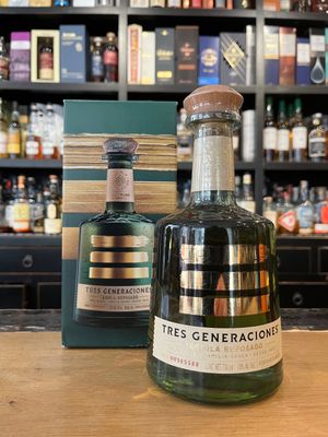 Tres Generaciones Tequila Reposado mit 0,7l und 38% Tres Generaciones Tequila Reposado mit 0,7l und 38%
