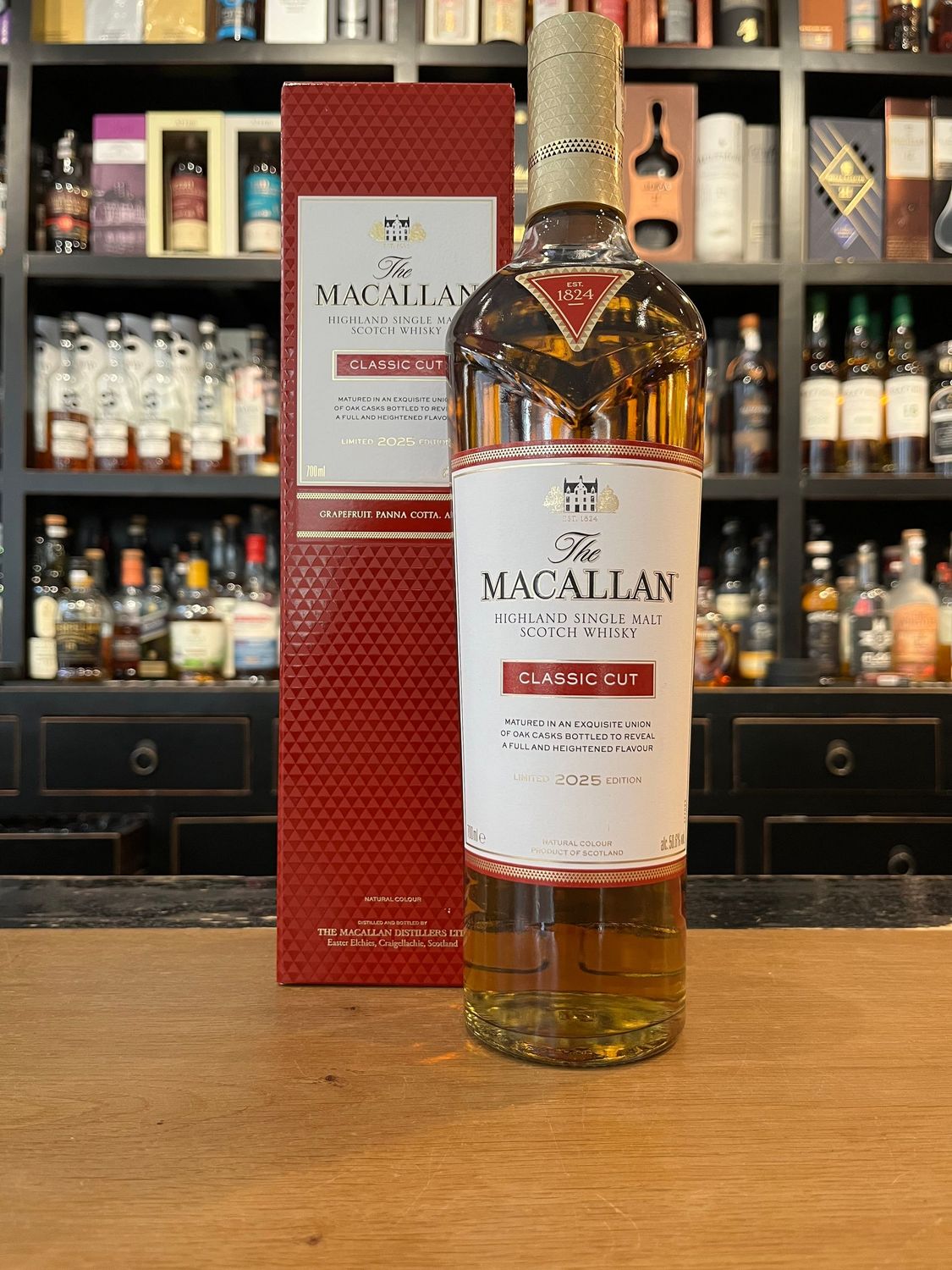 Macallan Classic Cut Limited Release 2025 mit 0,7l und 50,6%