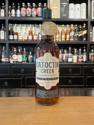 Catoctin Creek mit 0,7L und 46% Bourbon aus Virginia Catoctin Creek mit 0,7L und 46% Bourbon aus Virginia