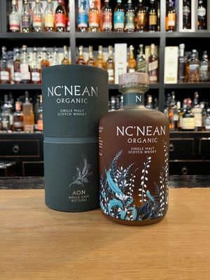 Nc'nean Organic Aon STR Red Wine Cask #18-393 mit 0,7L und 57,1% Nc'nean Organic Aon STR Red Wine Cask #18-393 mit 0,7L und 57,1%