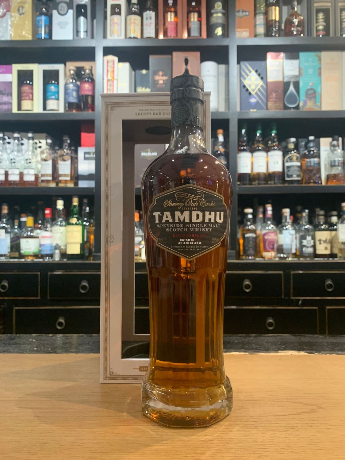 Tamdhu Sherry Casks Strength Batch 8 mit 0,7 L und 55,8%