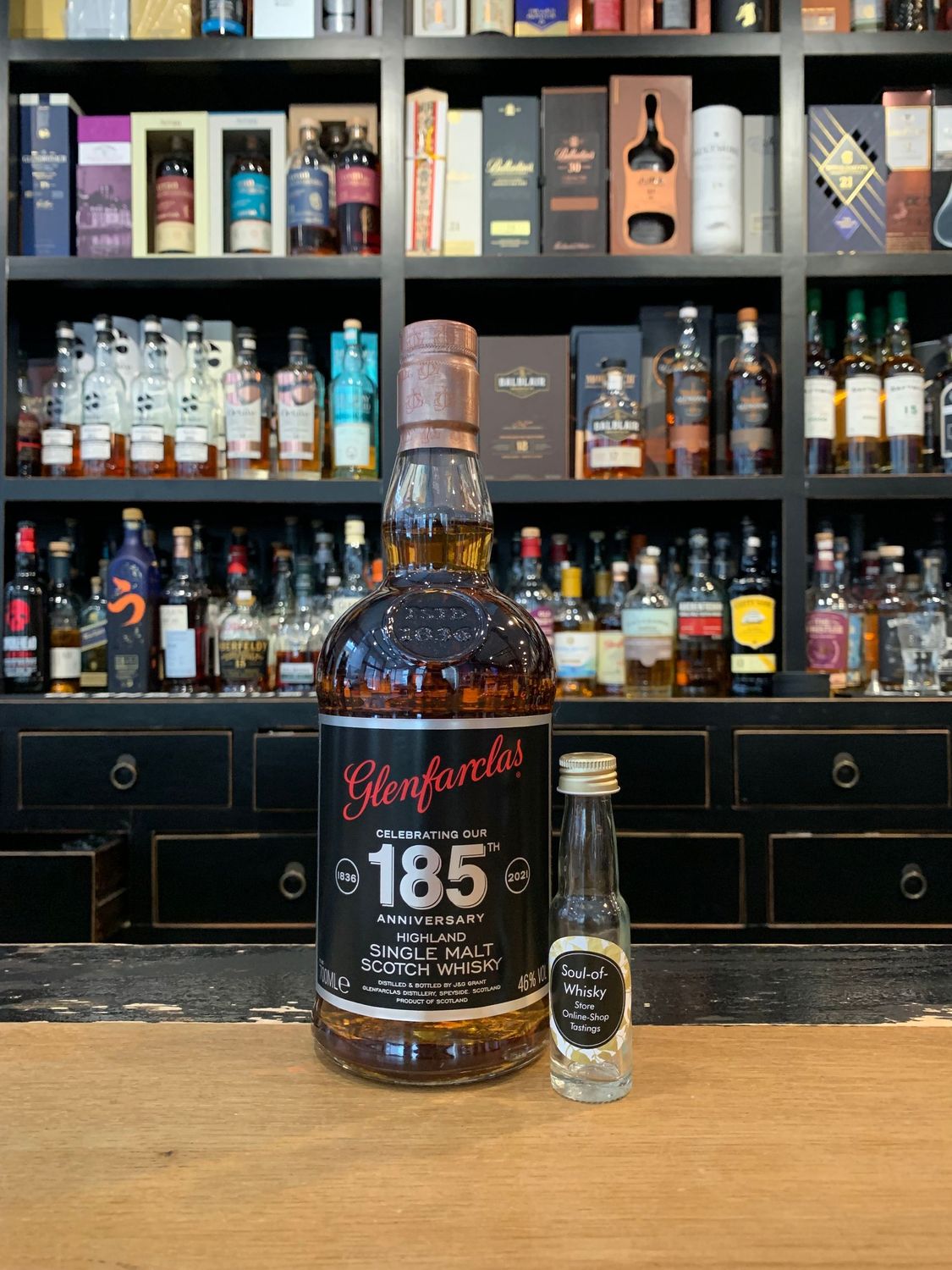 Glenfarclas 185th Anniversary Edition Sample mit 2cl und 46% Glenfarclas 185th Anniversary Edition Sample mit 2cl und 46%