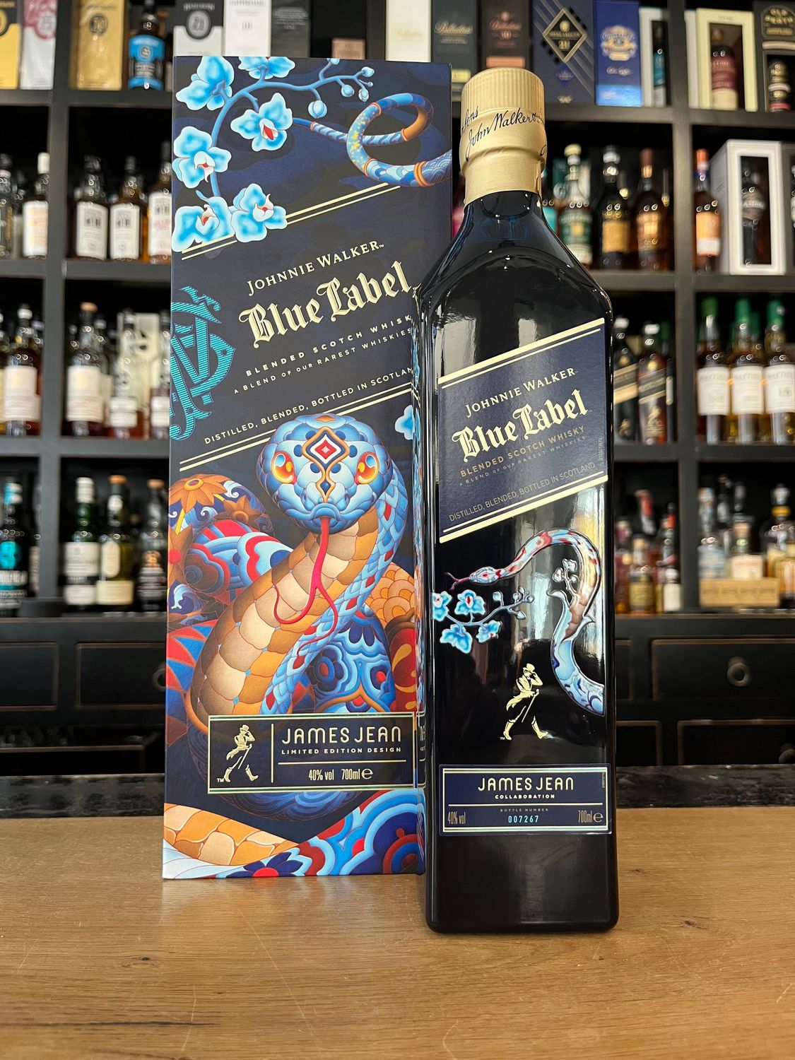Johnnie Walker Blue Label Chinese New Year - Year of the Snake 2025 Johnnie Walker Blue Label Chinese New Year - Year of the Snake 2025
