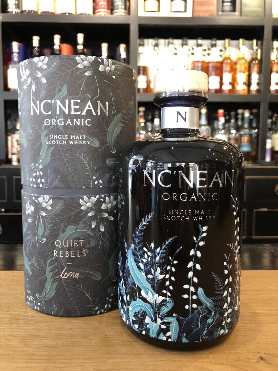 Nc'nean Organic Quiet Rebels Lorna mit 0,7L und 48,5% Nc'nean Organic Quiet Rebels Lorna mit 0,7L und 48,5%