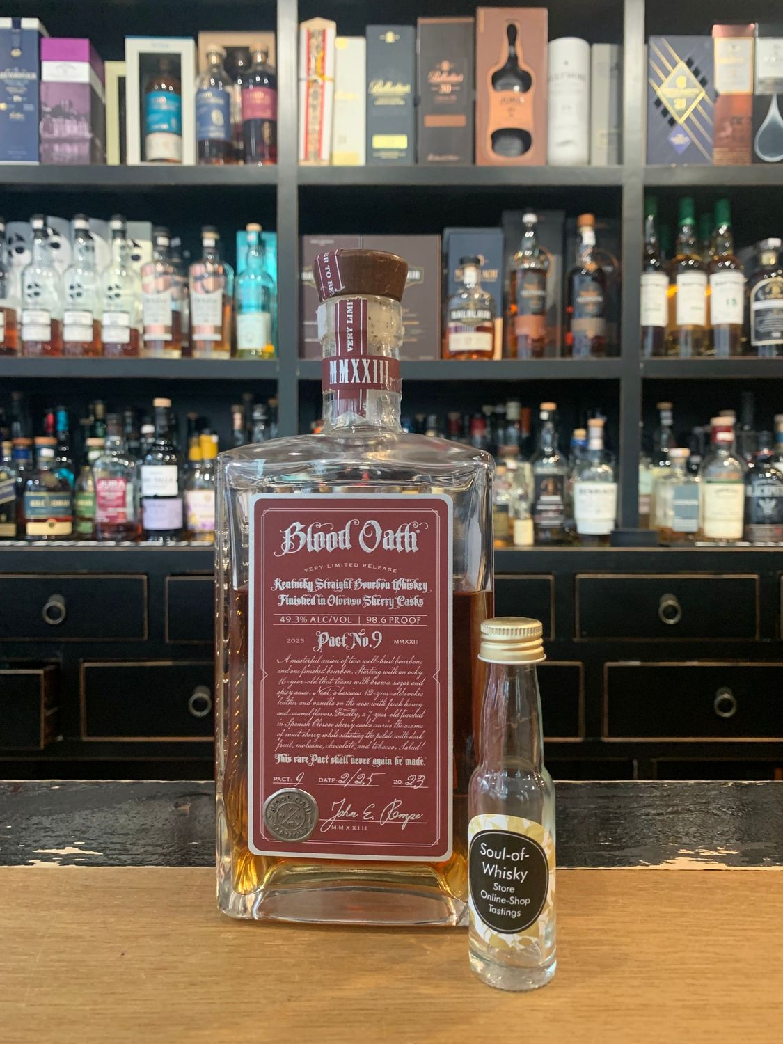 Blood Oath 16 Jahre Pact 9 Sample mit 2cl und 49,3% Blood Oath 16 Jahre Pact 9 Sample mit 2cl und 49,3%