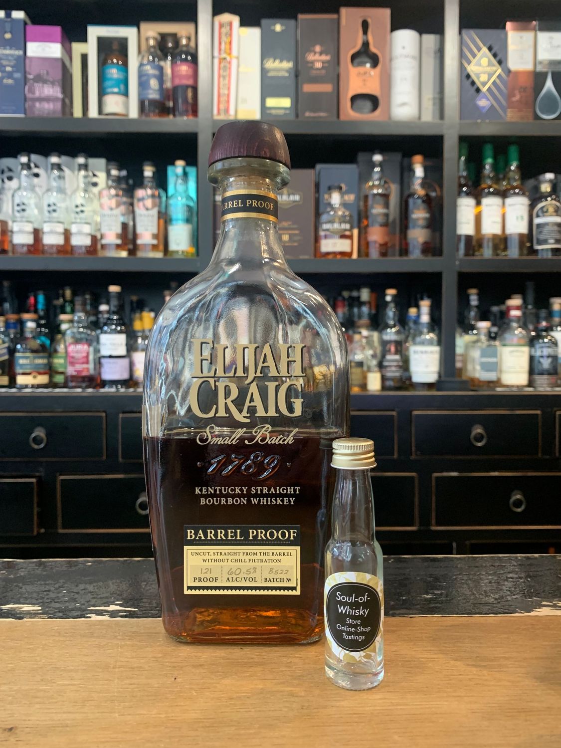 Elijah Craig 12 Jahre Barrel Proof mit 2cl und 60,5% Elijah Craig 12 Jahre Barrel Proof mit 2cl und 60,5%